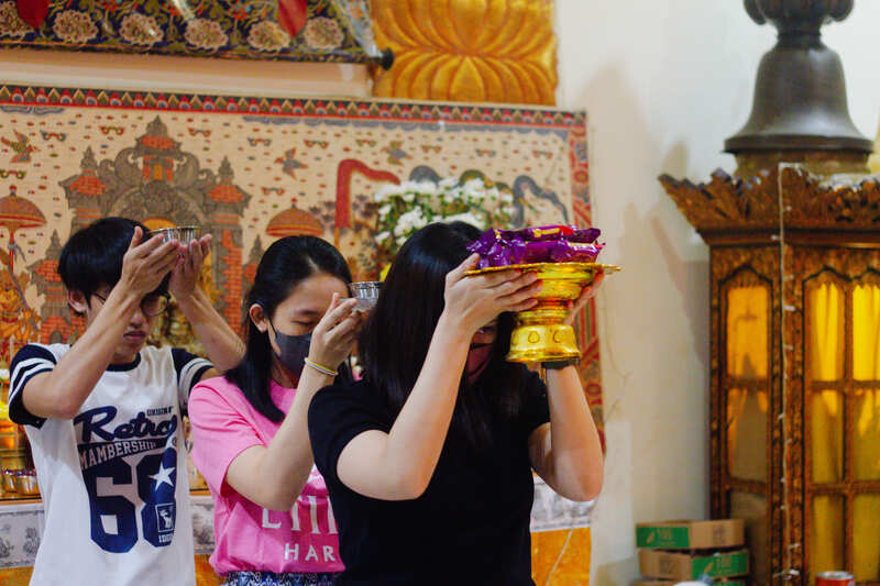 Beberapa momen Puja